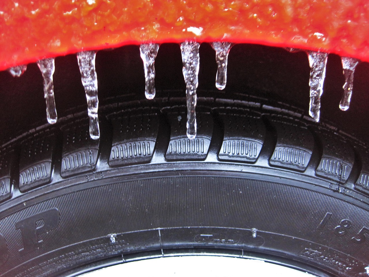 5 Important Tips for Driving Safely in Freezing Rain