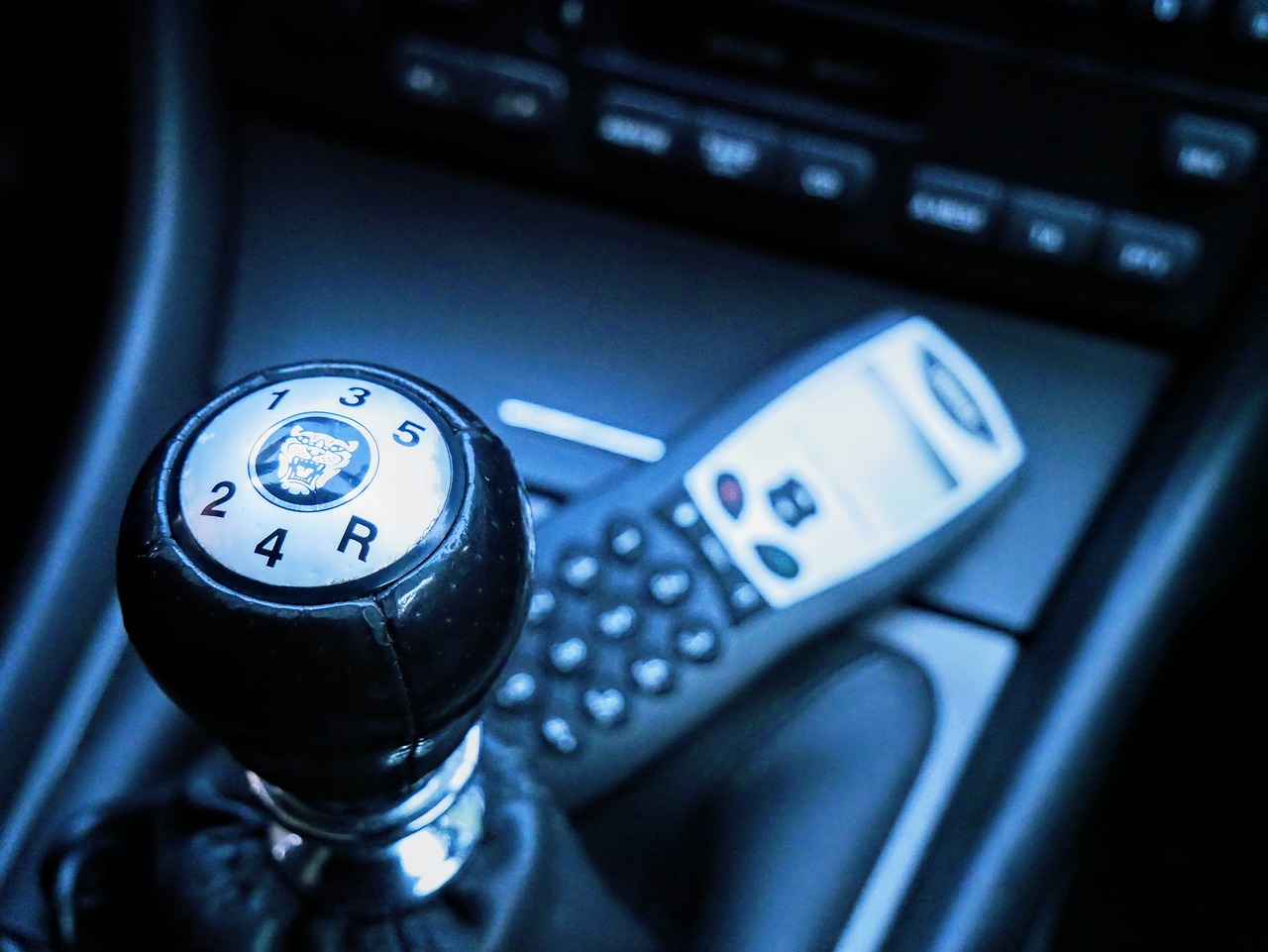 How to Start Driving a Manual Transmission